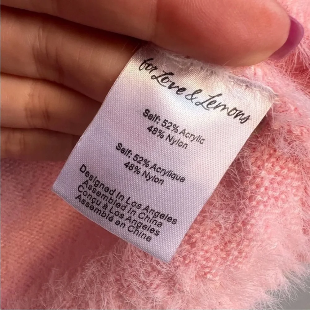 For Love & Lemons Anastasia
Carnation Cropped Sweater Size
XXS - Picture 6 of 7